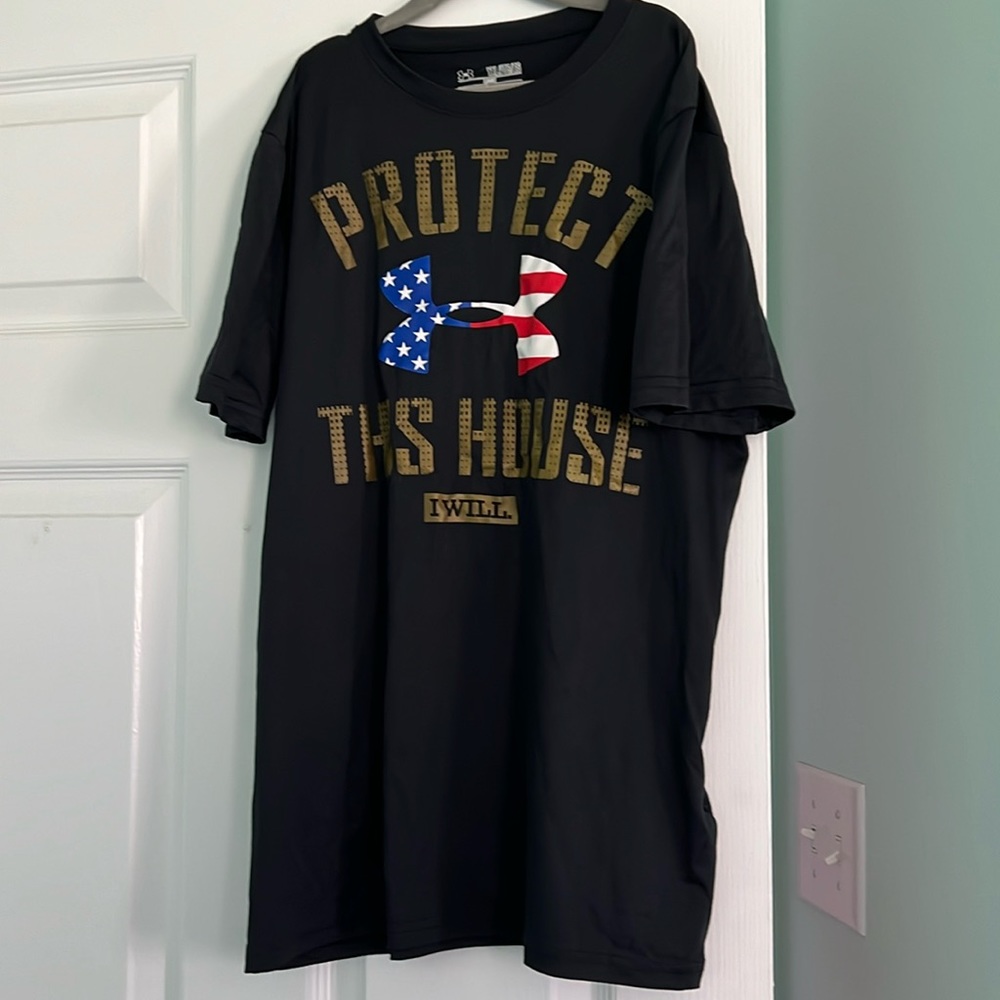 UA YXL heat gear shirt
